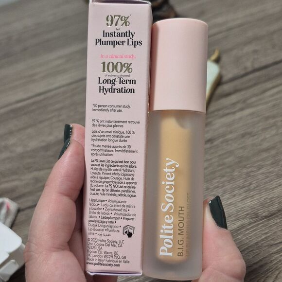 🎁$6 Bundled 🎁Polite Society Lip Plumping Oil Blueberry Pepper & Ginger Root - Picture 6 of 7